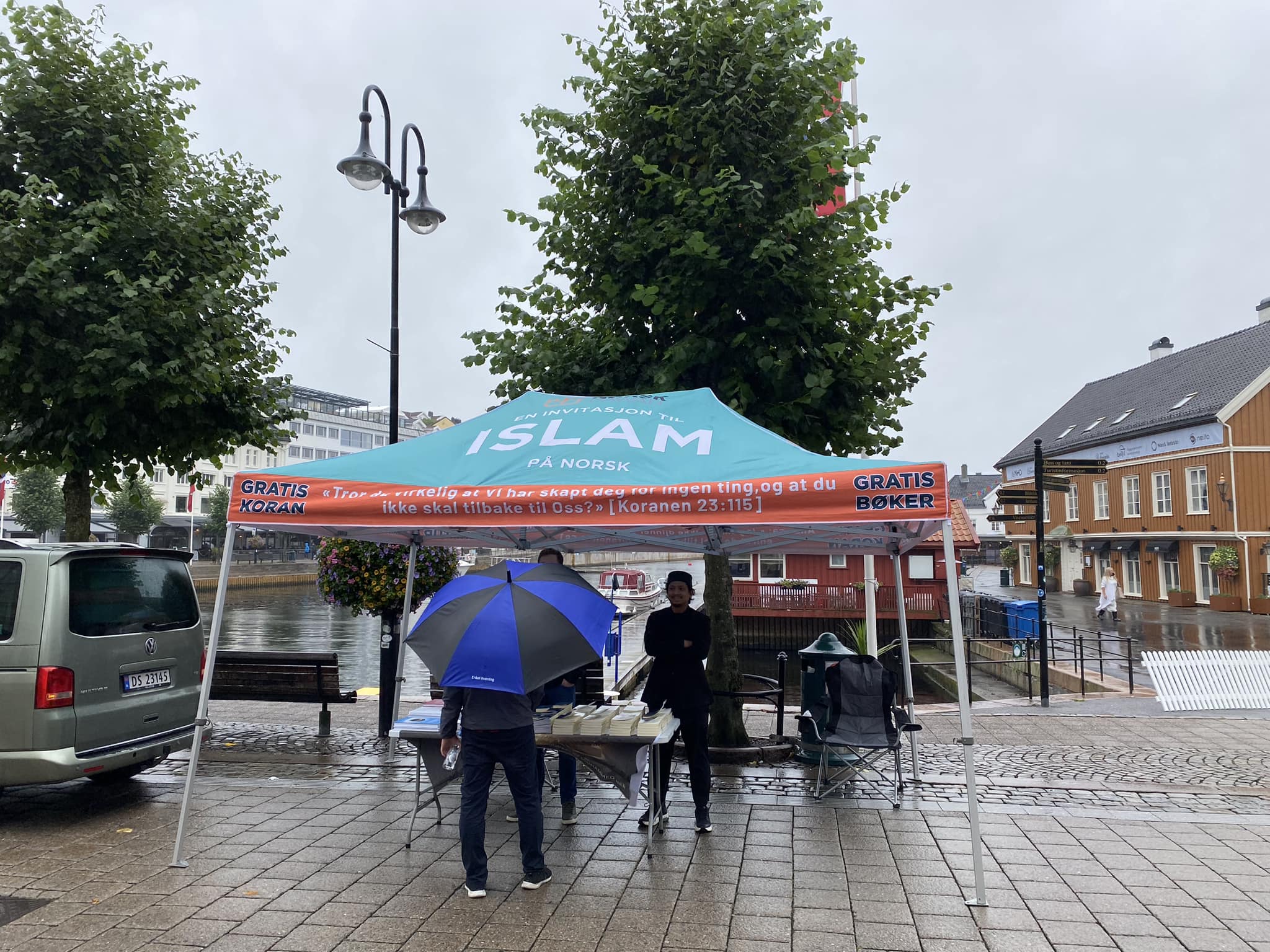 Free Quran distribution